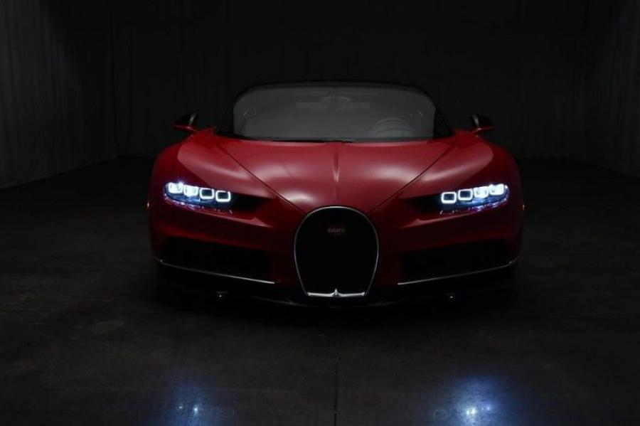  Bugatti Chiron 2019 года  (фото 18 из 29)